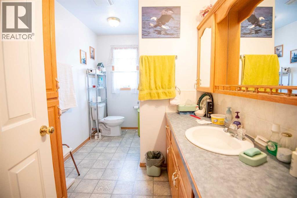 10218 102 Avenue - 24
