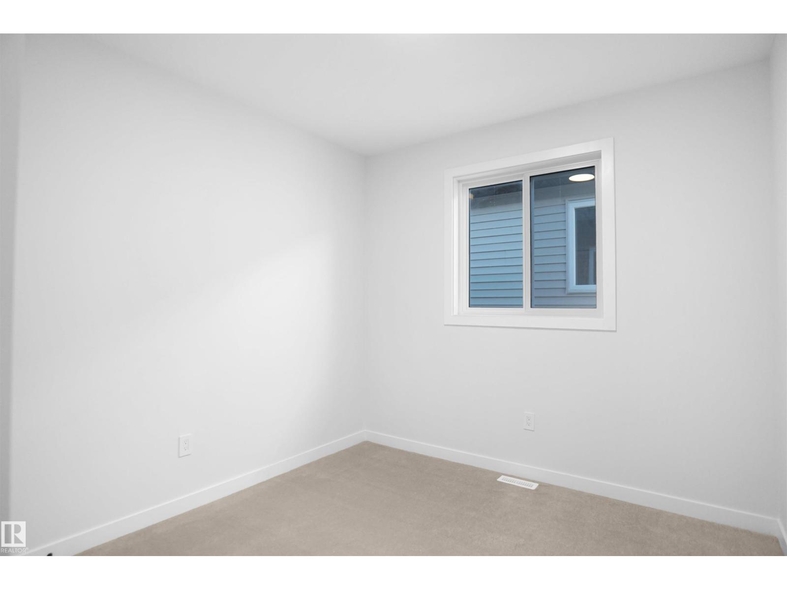 6403 29 AVE SW - 27