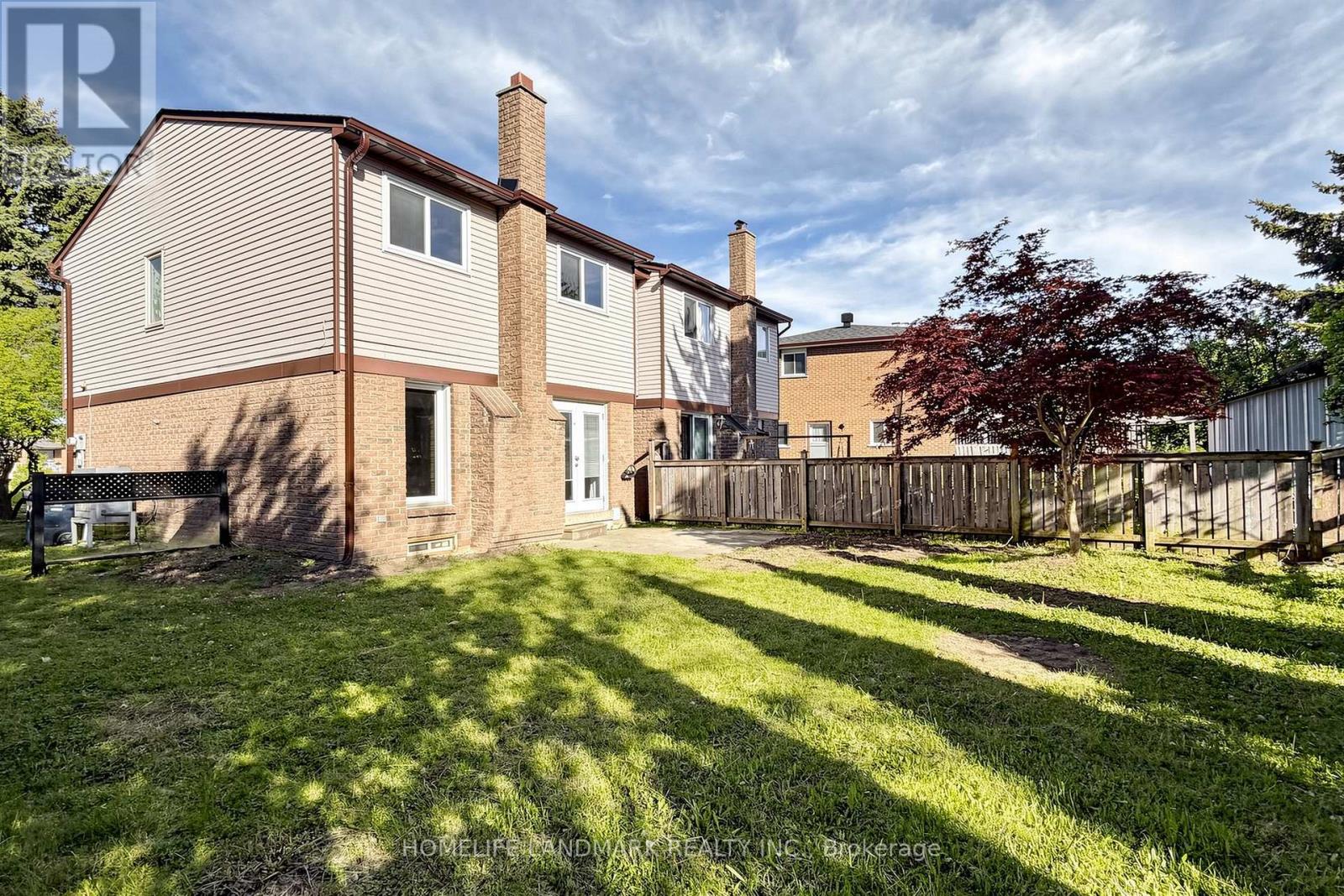 37 TREETOPS COURT - 48