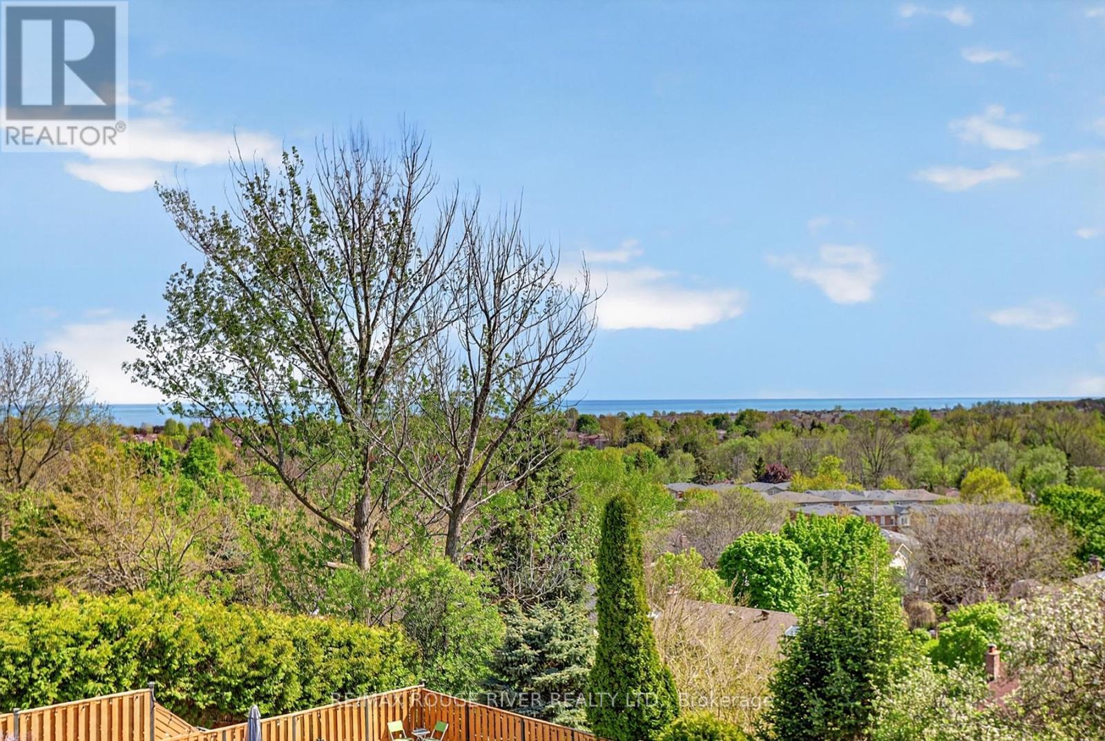 250 RIDGEWOOD ROAD - 42
