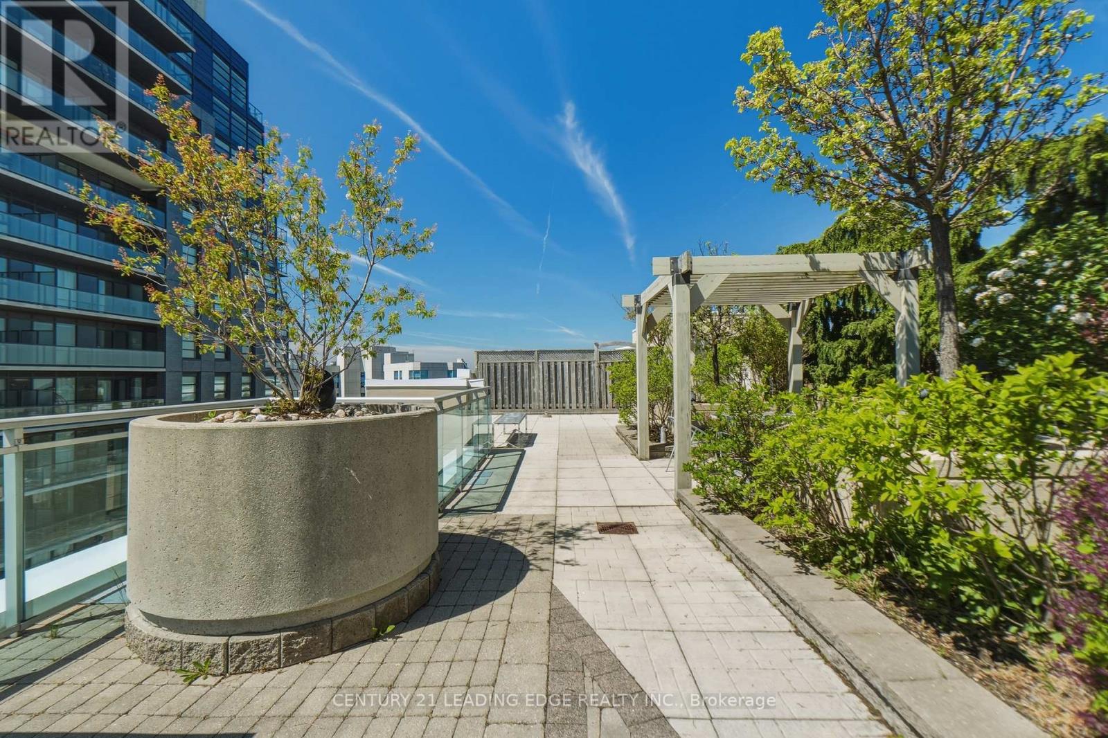 #902 1600 CHARLES STREET - 32