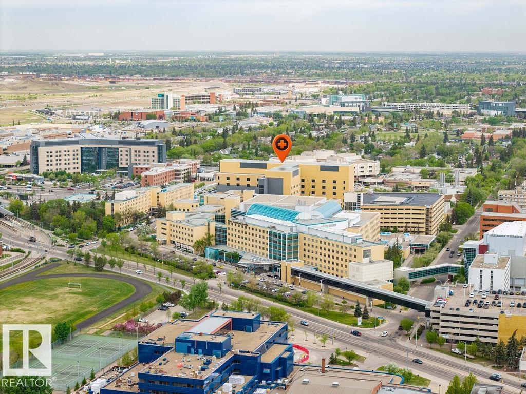 #204 10118 106 AV NW - 47