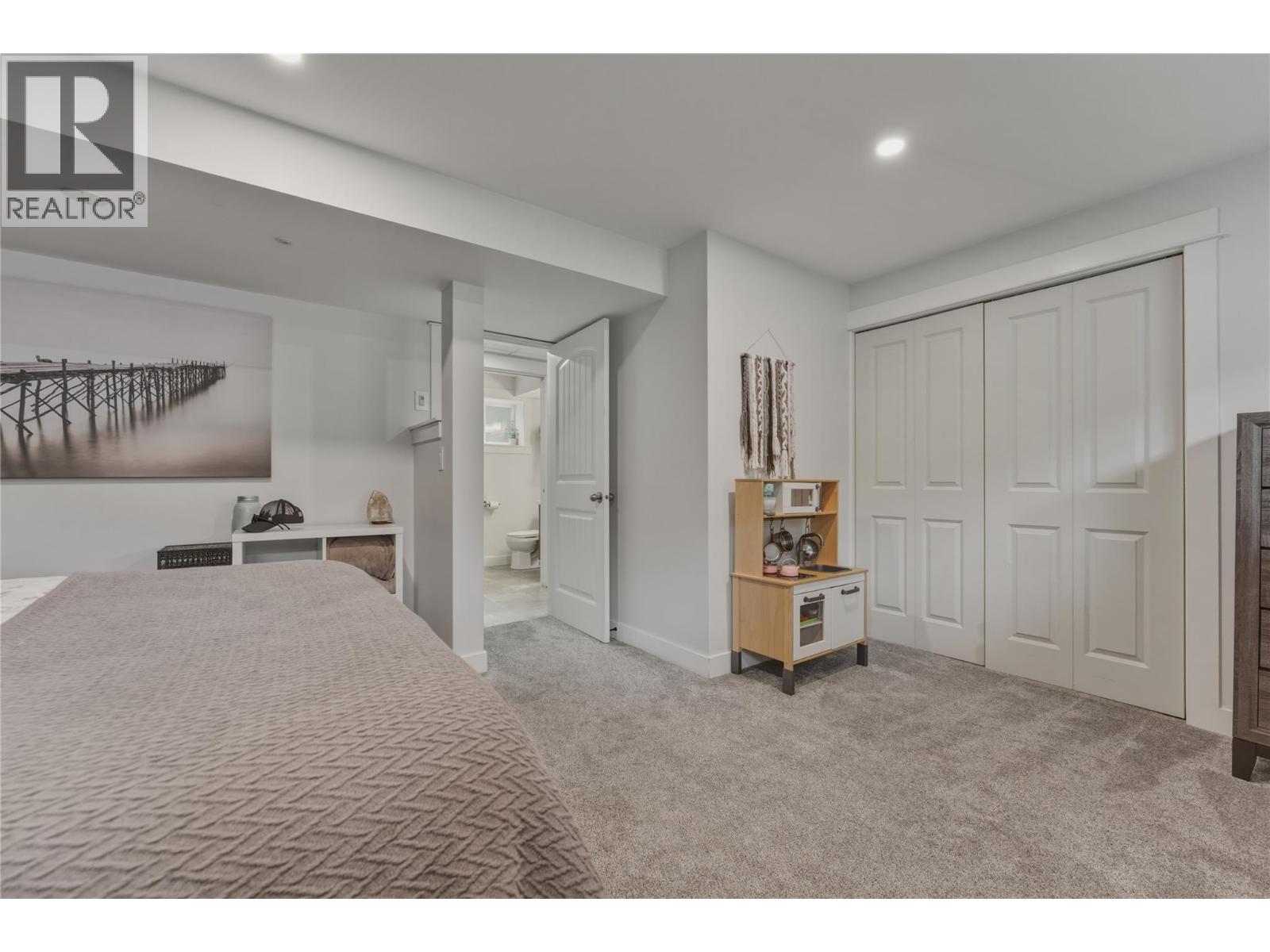 4101 35 A Street - 35