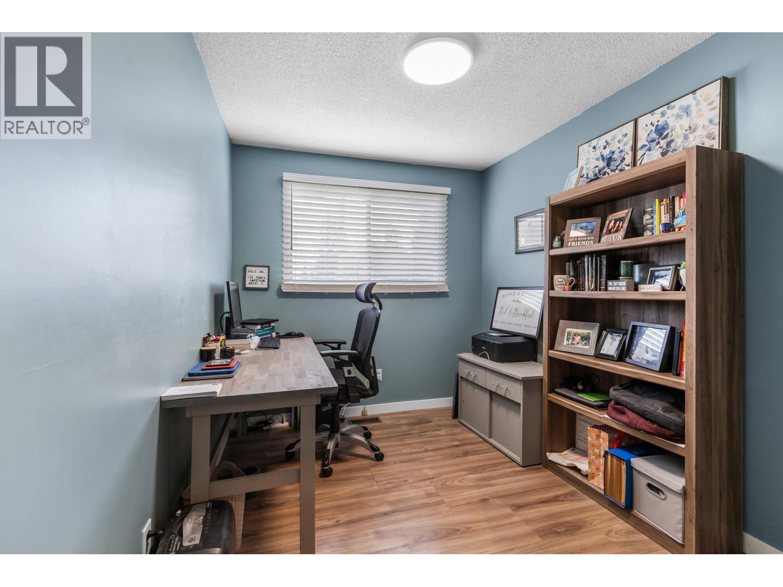 3127 WALLACE CRESCENT - 13