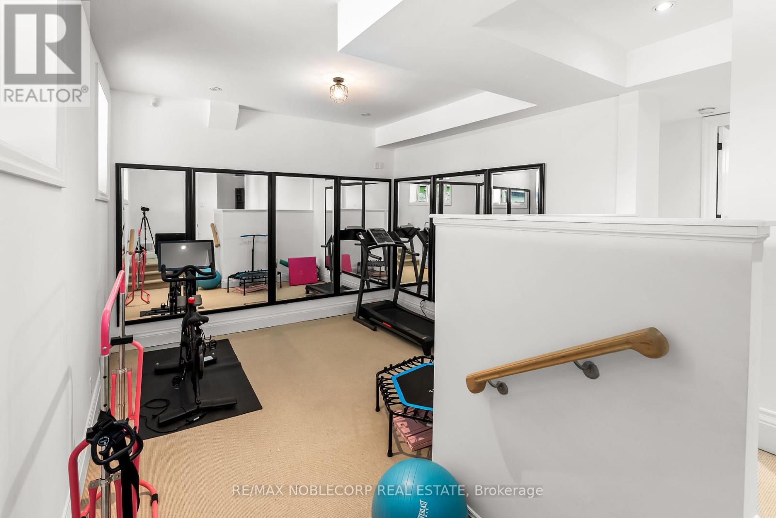14955 JANE STREET - 32