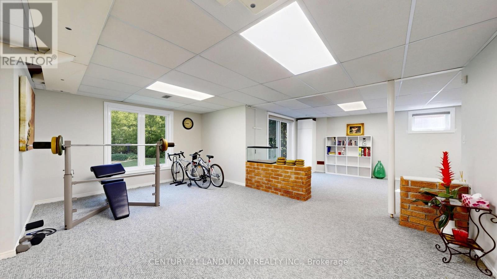 37 MILLSTONE COURT - 40