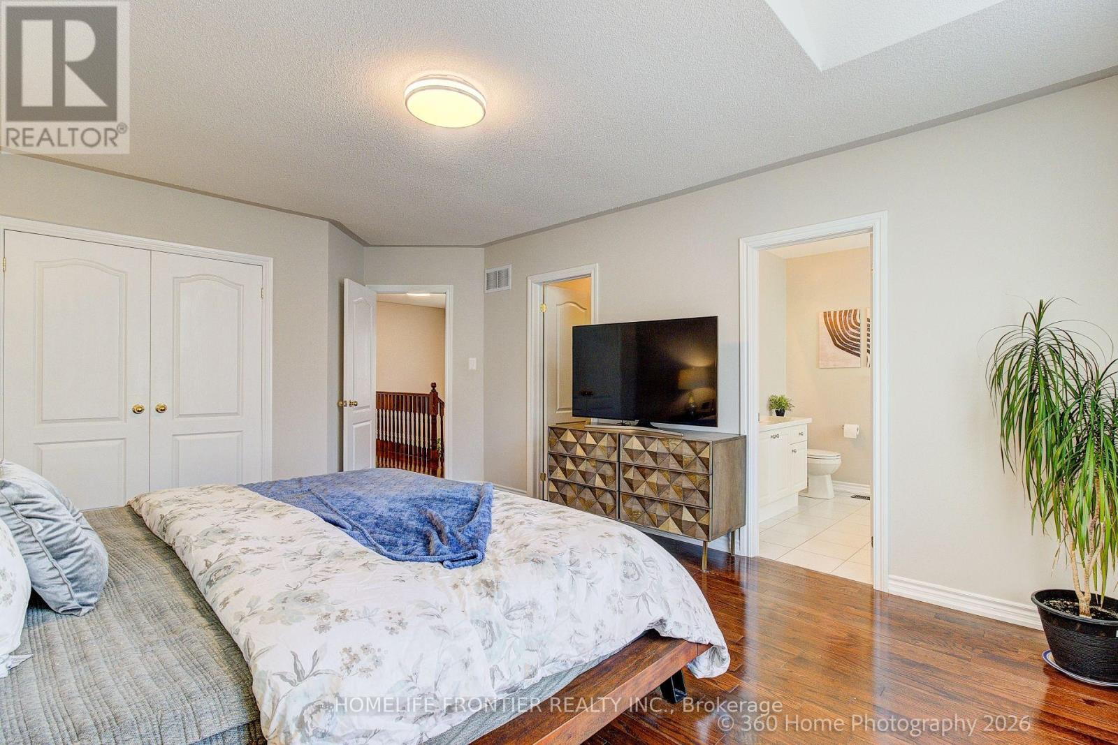 117 WHITE BEACH CRESCENT - 24