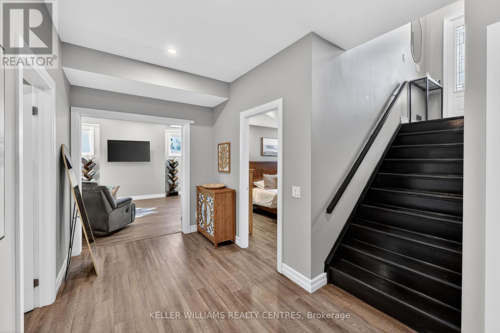 50 GLENHURON DRIVE - 21