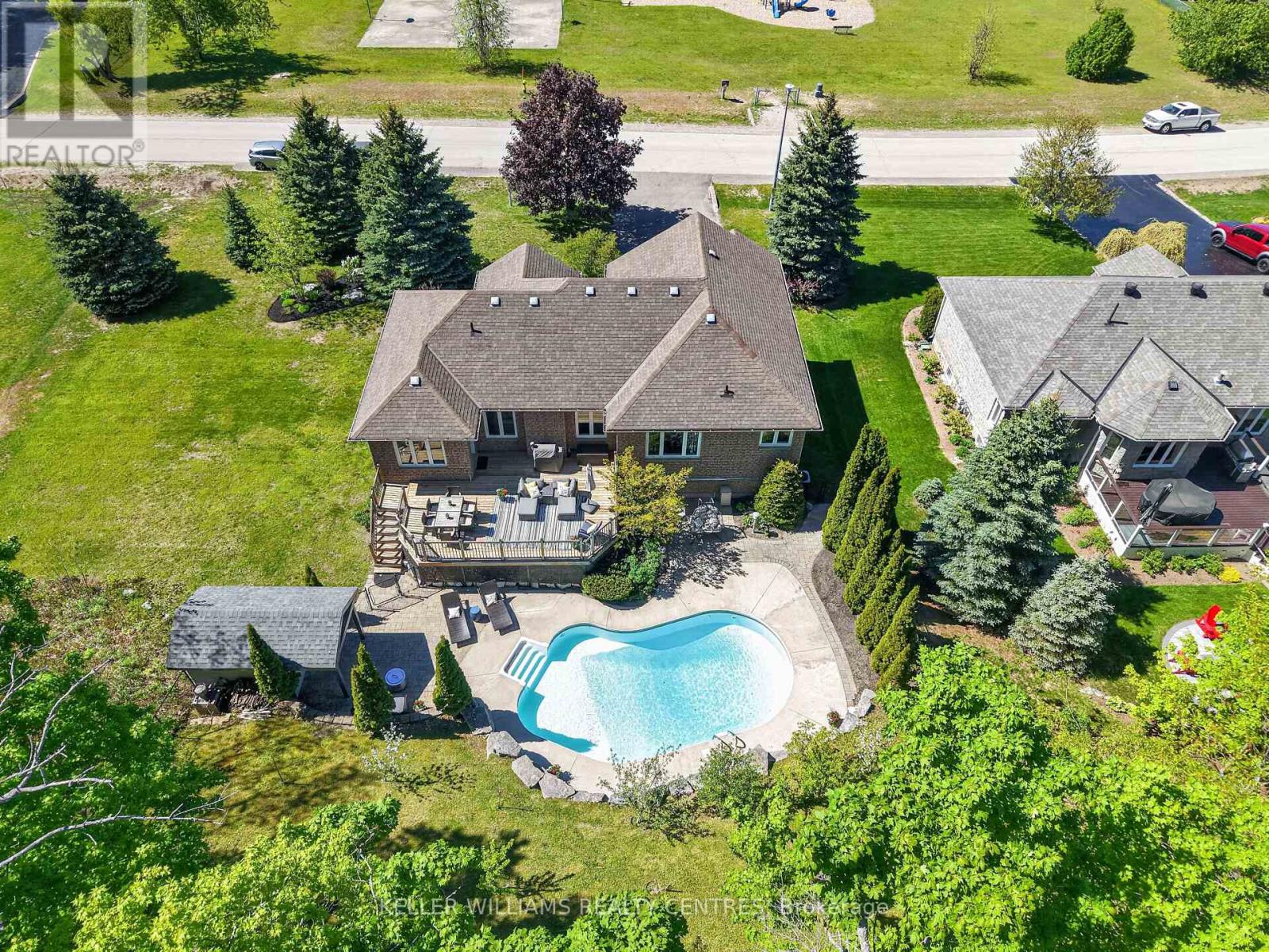 50 GLENHURON DRIVE - 34