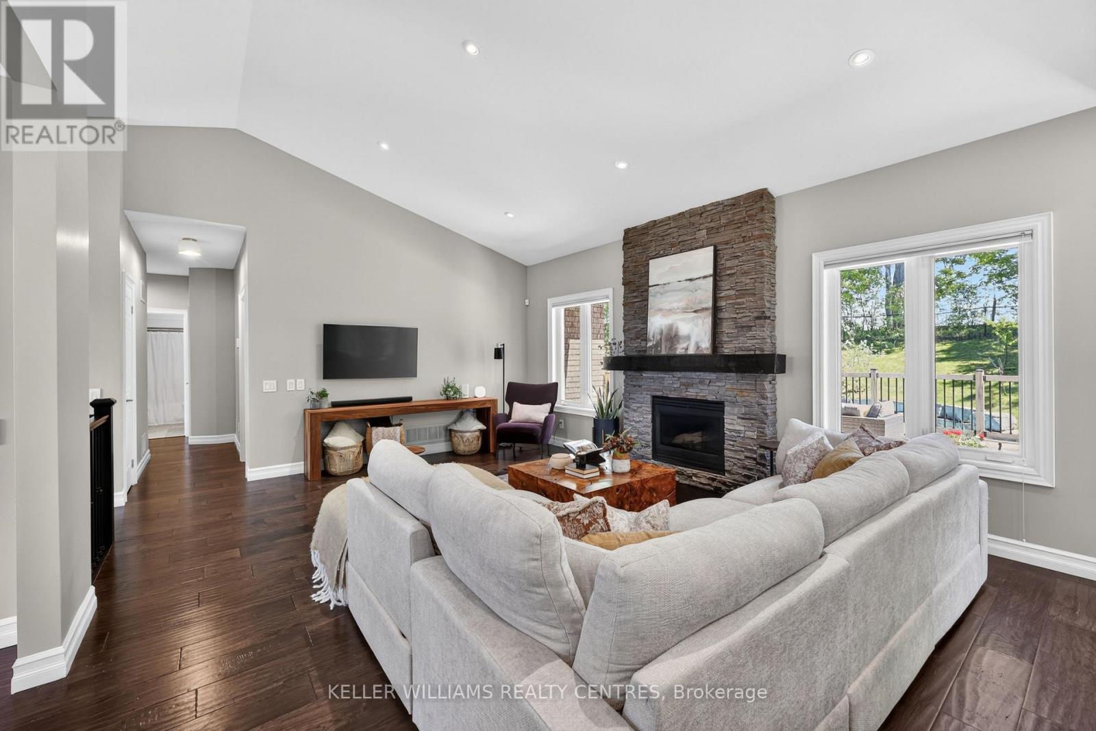 50 GLENHURON DRIVE - 7