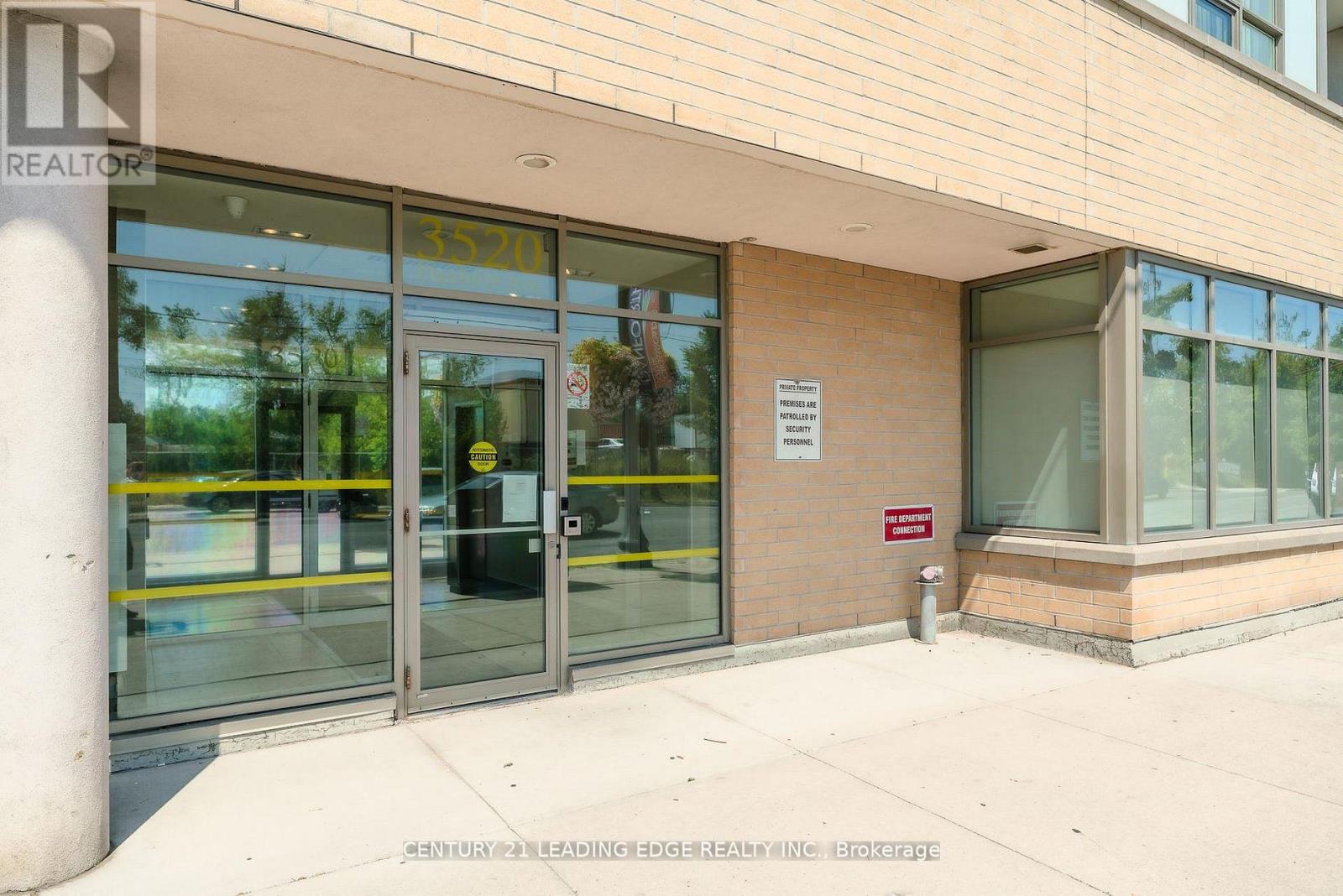 #611 3520 DANFORTH AVENUE - 40