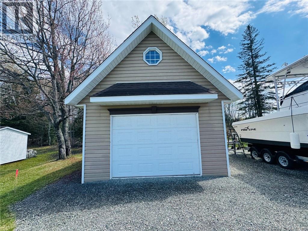 696 Des Pionniers Avenue - 21