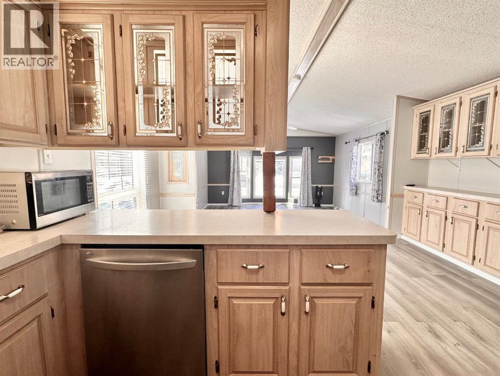 613 Iris Street - 18