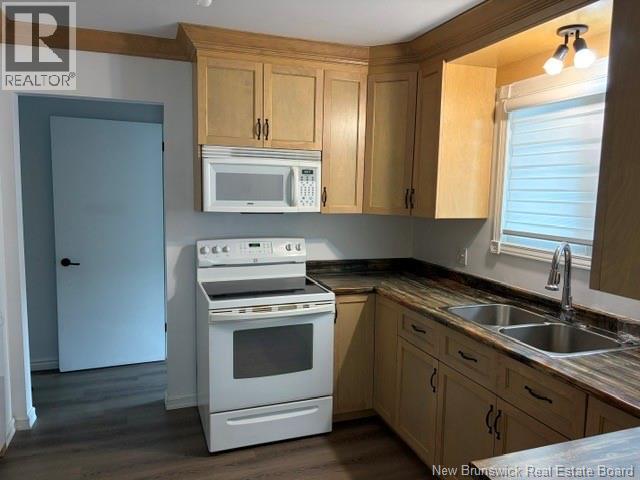 750 Parkwood Street - 7