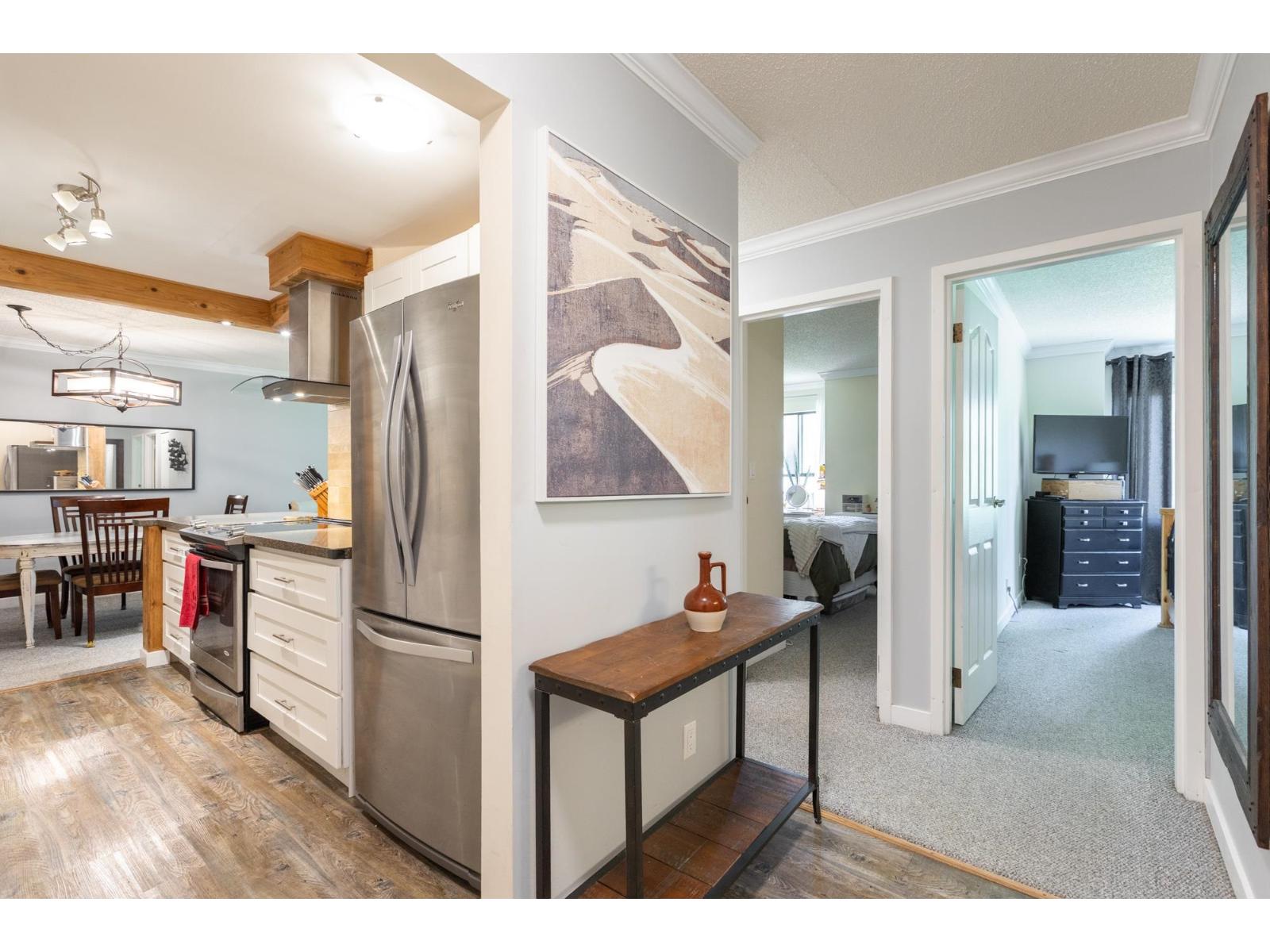 2 Bed, 1 Bath Apartment for Sale in Surrey – 308 1720 SOUTHMERE CRESCENT, Surrey – MLS# R3126644 - Image 7