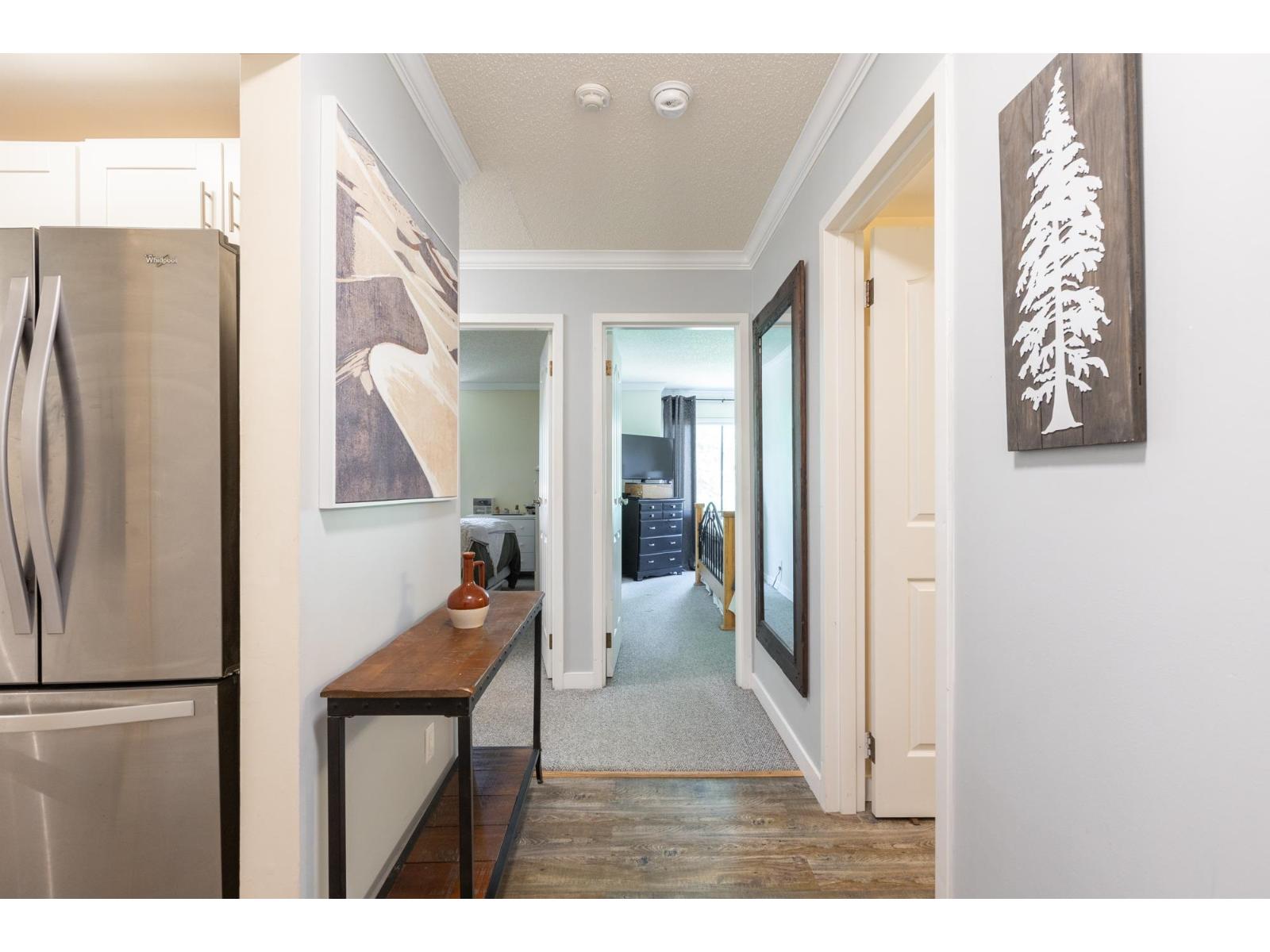 2 Bed, 1 Bath Apartment for Sale in Surrey – 308 1720 SOUTHMERE CRESCENT, Surrey – MLS# R3126644 - Image 6