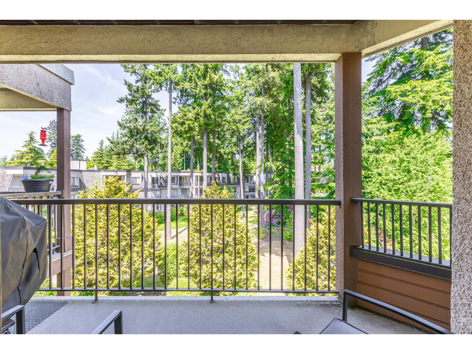 2 Bed, 1 Bath Apartment for Sale in Surrey – 308 1720 SOUTHMERE CRESCENT, Surrey – MLS# R3126644 - Image 30