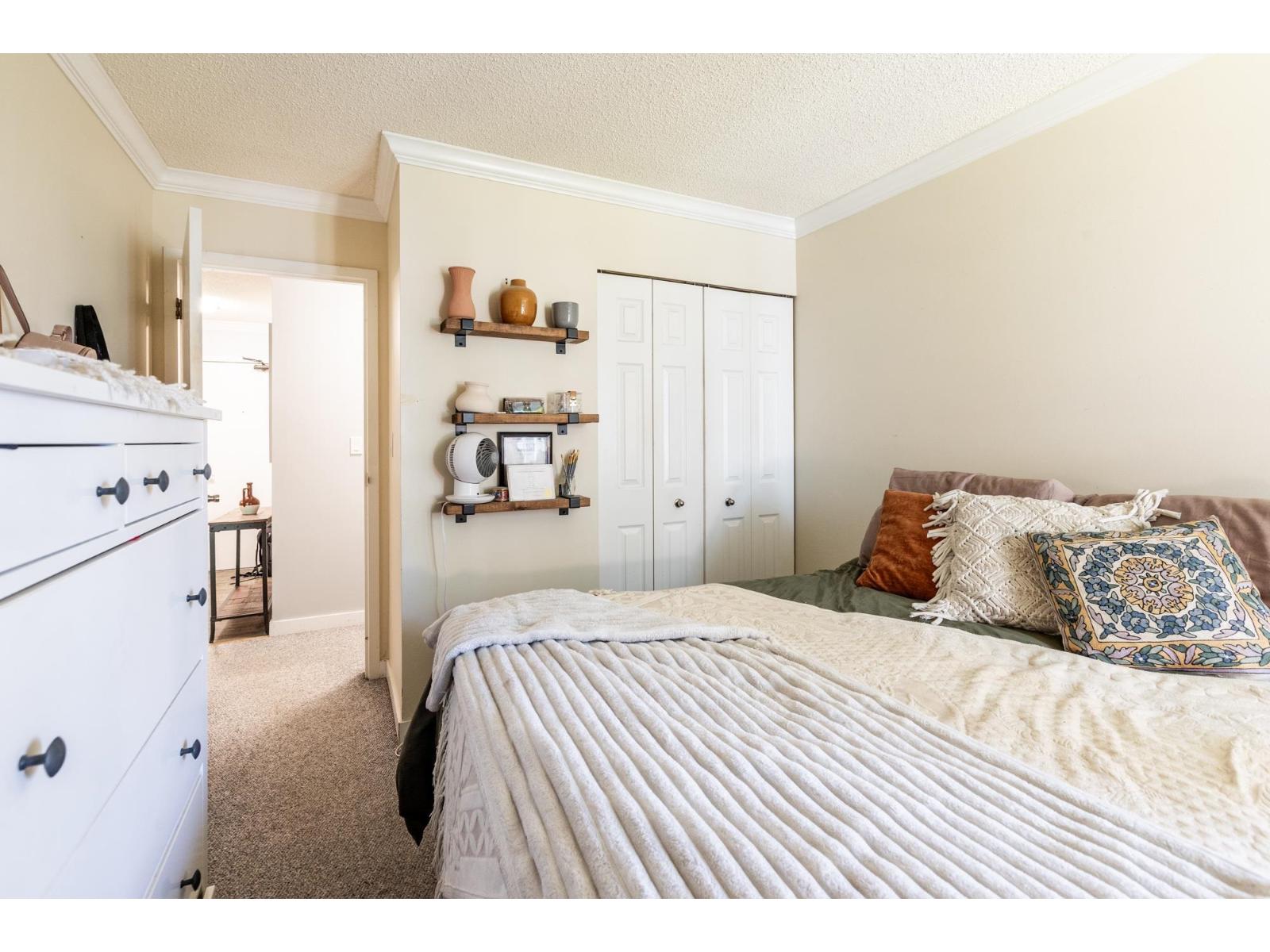 2 Bed, 1 Bath Apartment for Sale in Surrey – 308 1720 SOUTHMERE CRESCENT, Surrey – MLS# R3126644 - Image 28