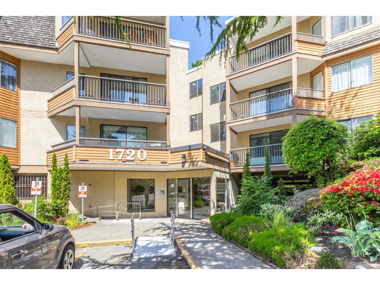 308 1720 SOUTHMERE Crescent - photo 2