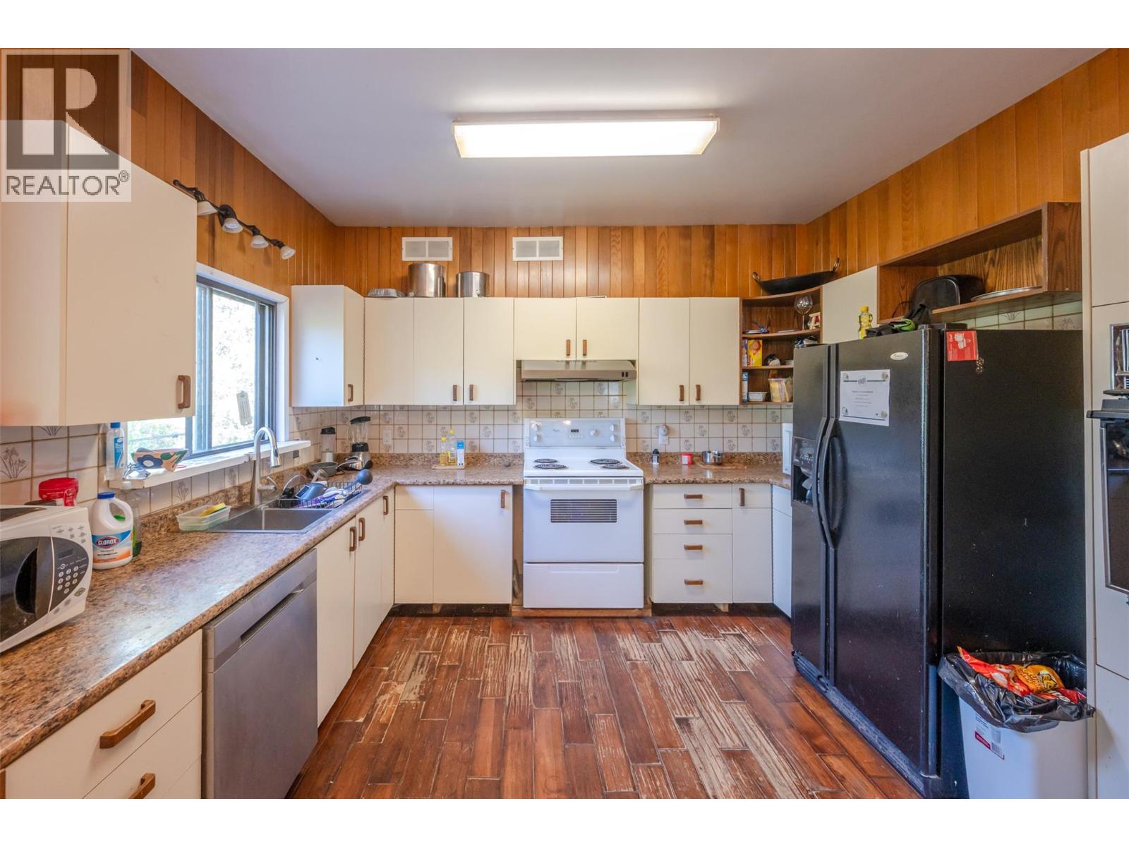  1002/963 Highway 3 Other, Cawston