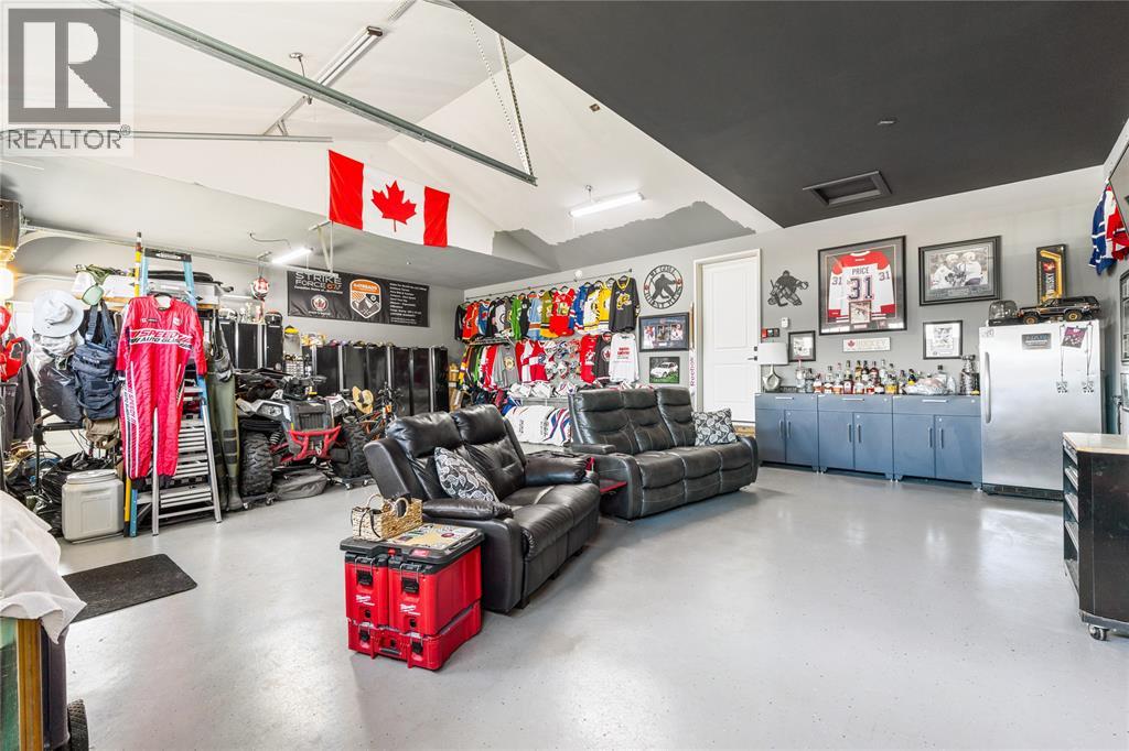 401 RODRIGUEZ DRIVE - 35
