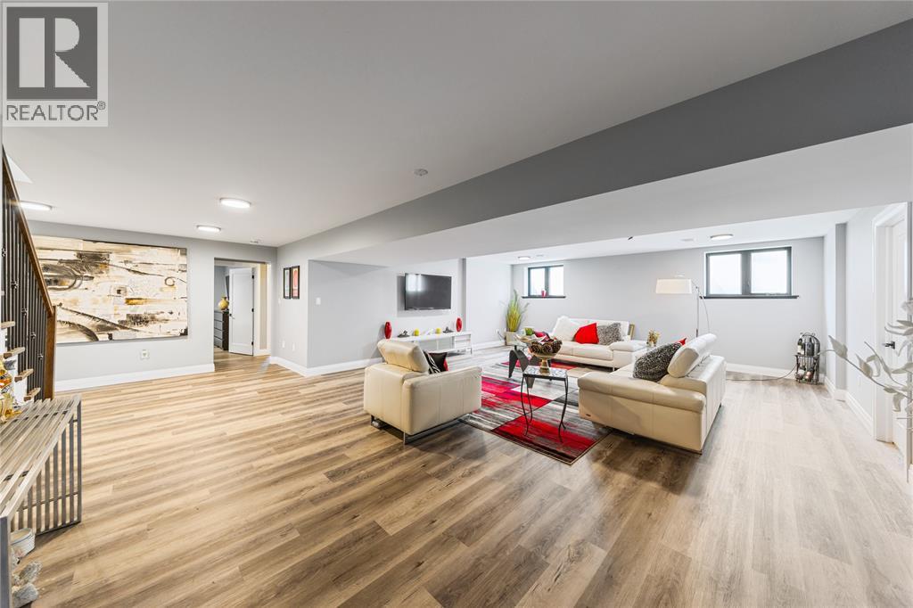 401 RODRIGUEZ DRIVE - 29