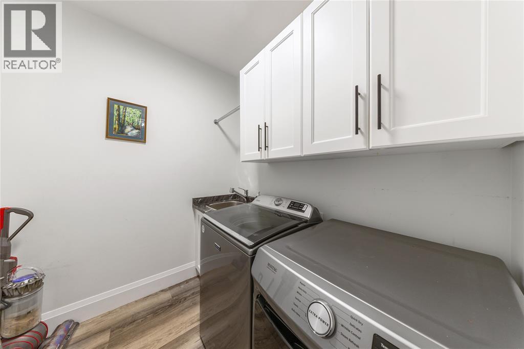 401 RODRIGUEZ DRIVE - 27