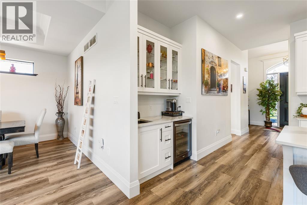 401 RODRIGUEZ DRIVE - 16