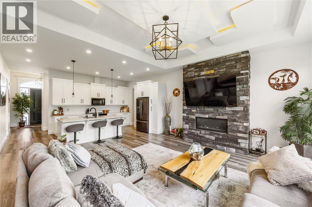401 RODRIGUEZ DRIVE - 12