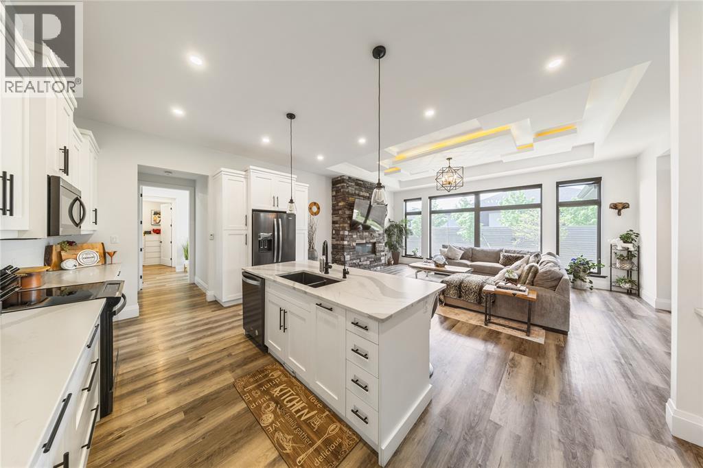 401 RODRIGUEZ DRIVE - 9