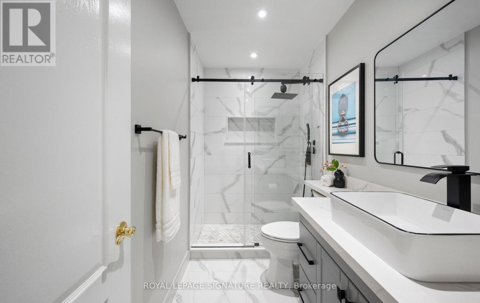 383 KROTONE CRESCENT - 34