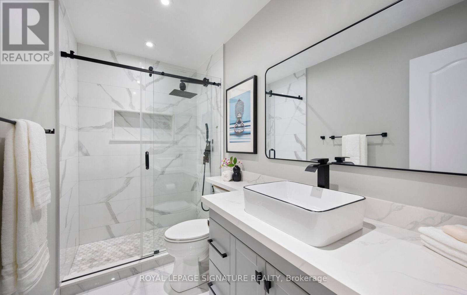 383 KROTONE CRESCENT - 35