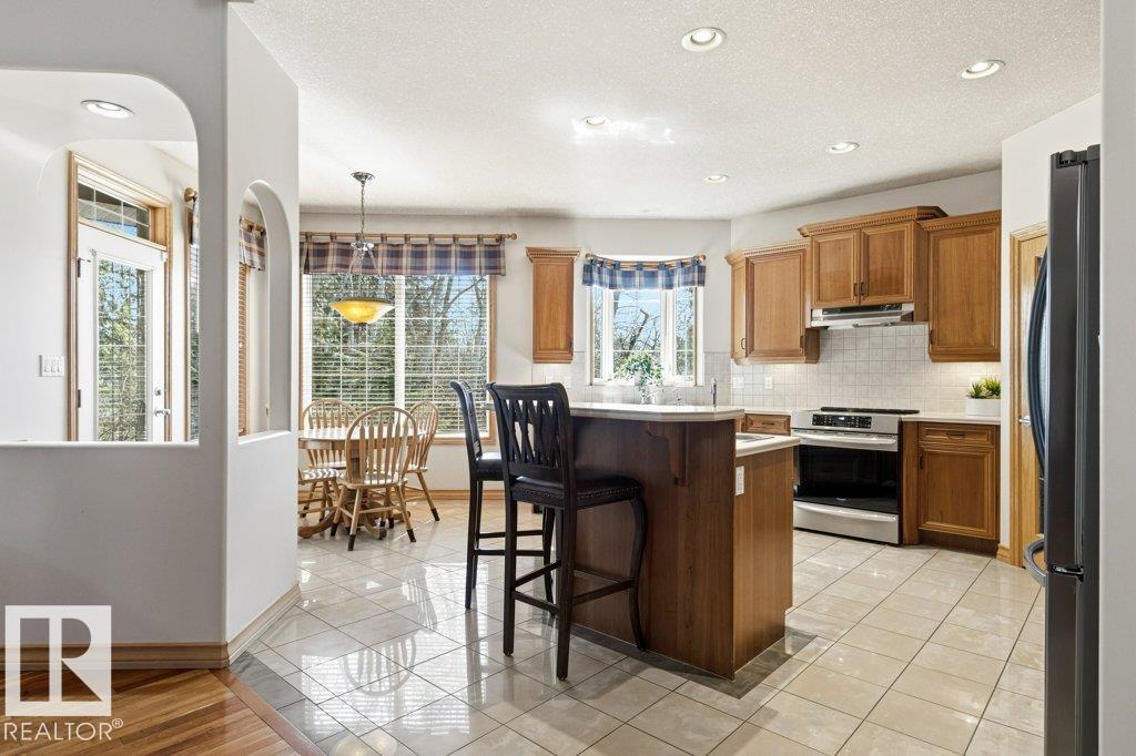 244 WOLF WILLOW RD NW - 12