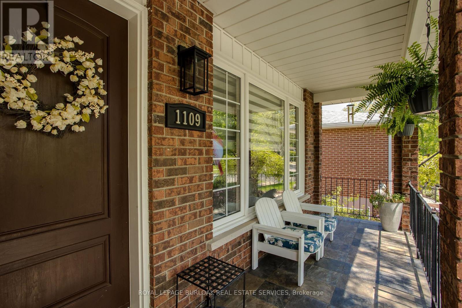 1109 DOWLAND CRESCENT - 31