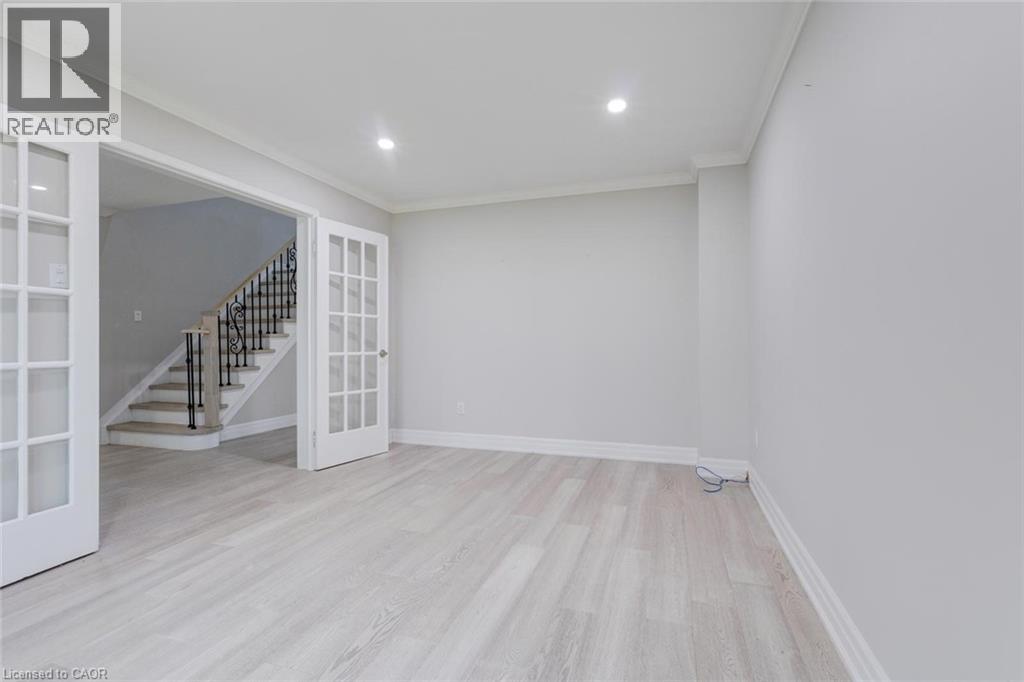 18555 HURONTARIO Street - 8