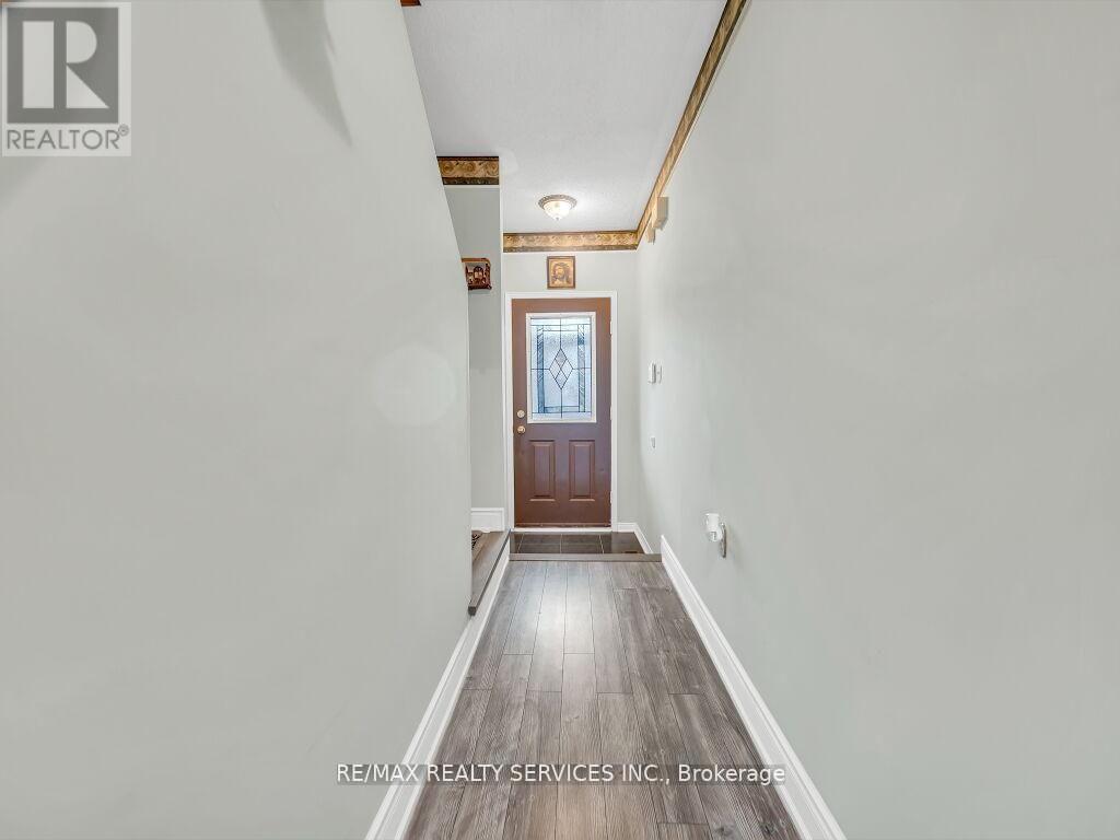 24 MELISSA COURT - 6