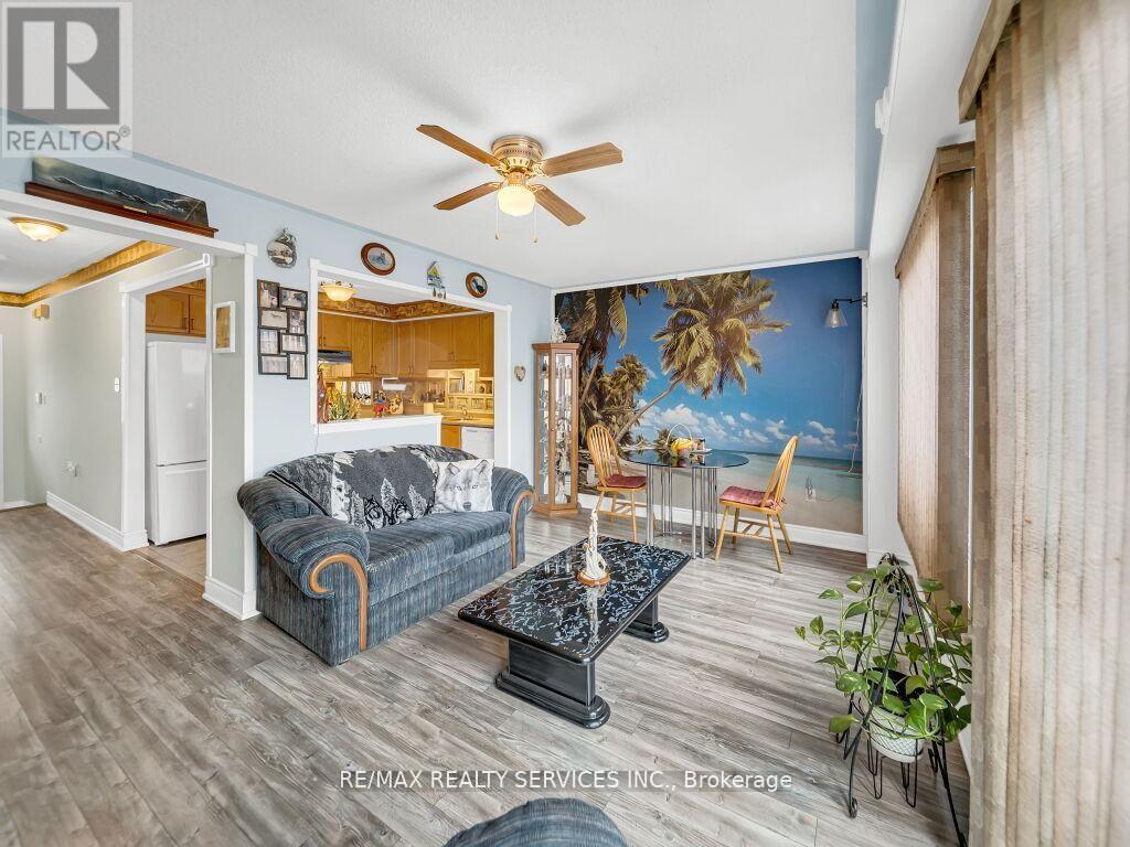 24 MELISSA COURT - 9