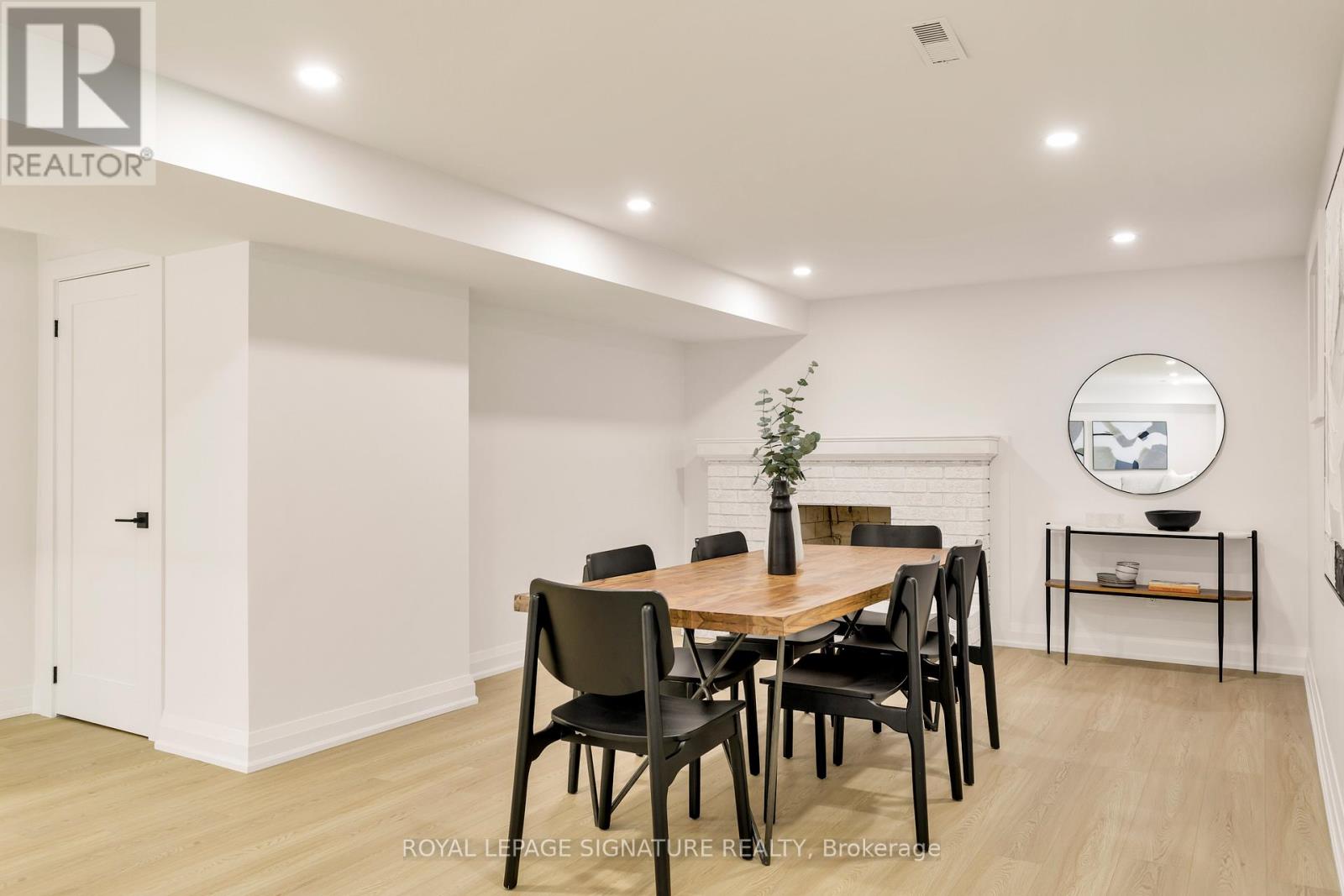 1026 OAK MEADOW ROAD - 43