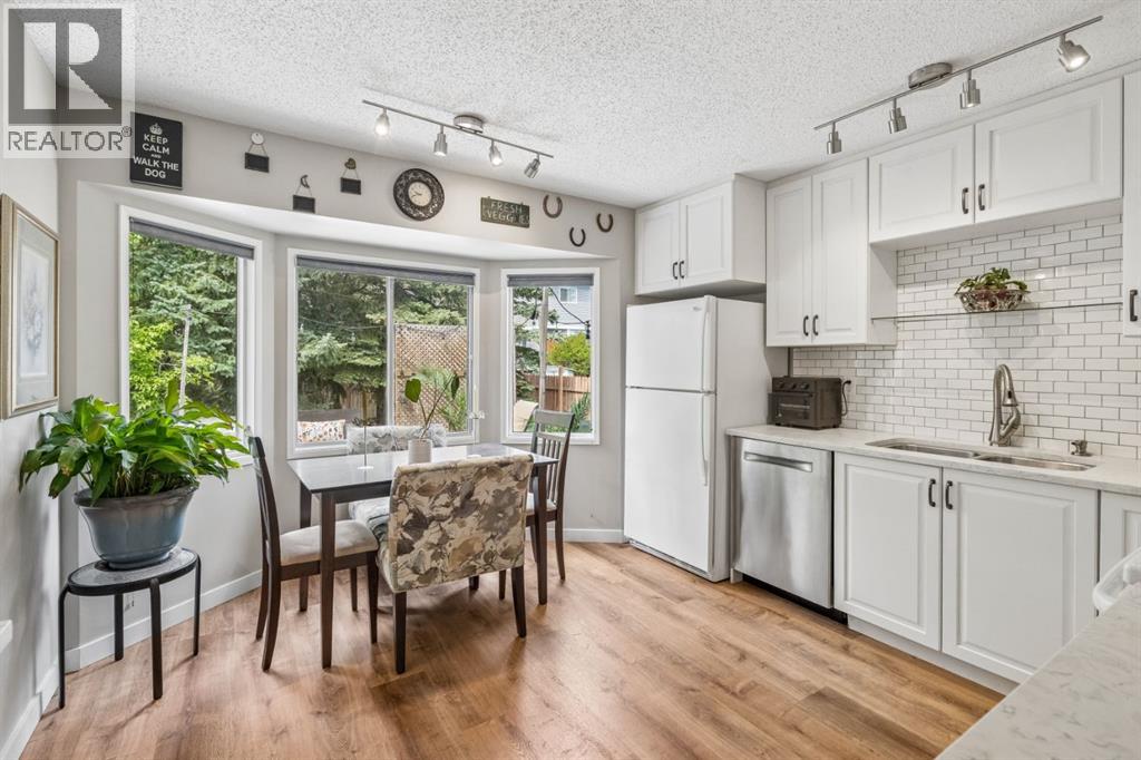 47 Cedargrove Way SW - 10