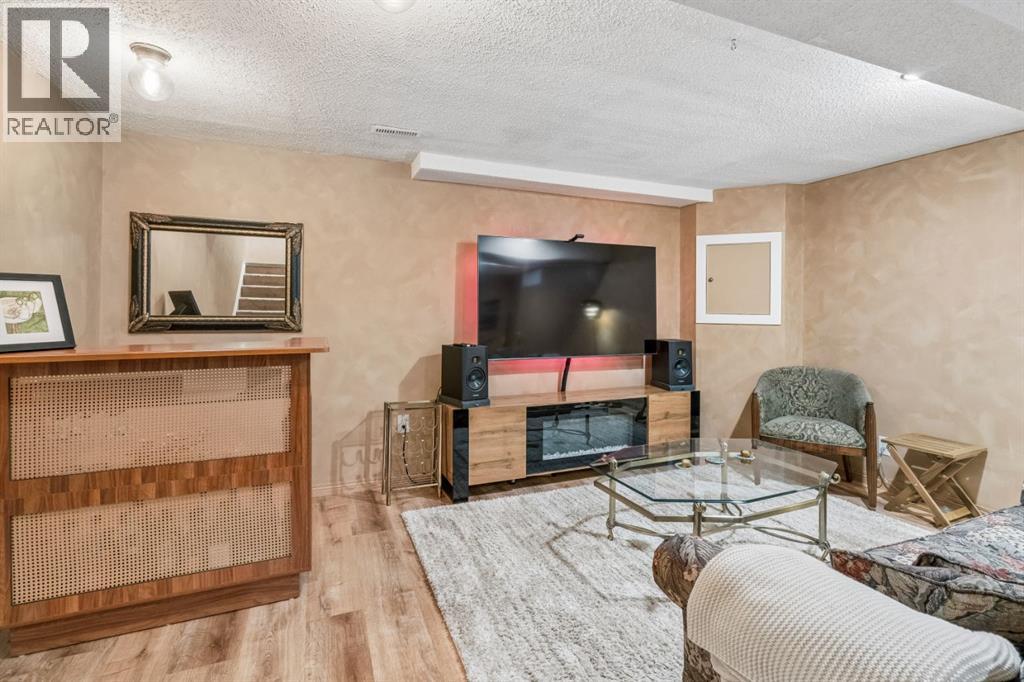 47 Cedargrove Way SW - 23