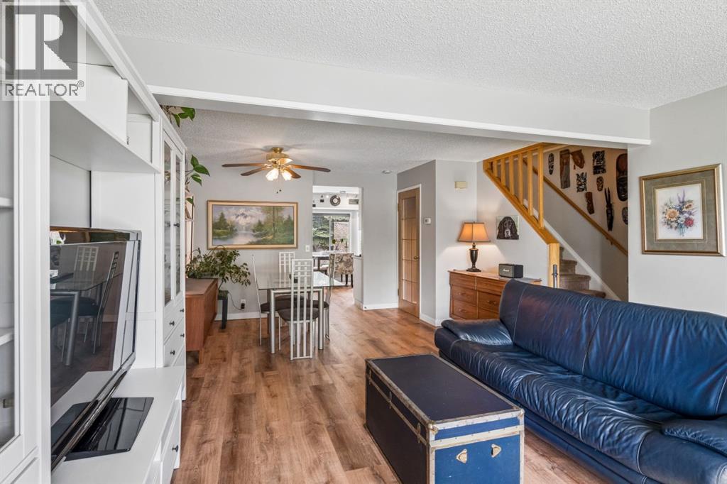 47 Cedargrove Way SW - 5
