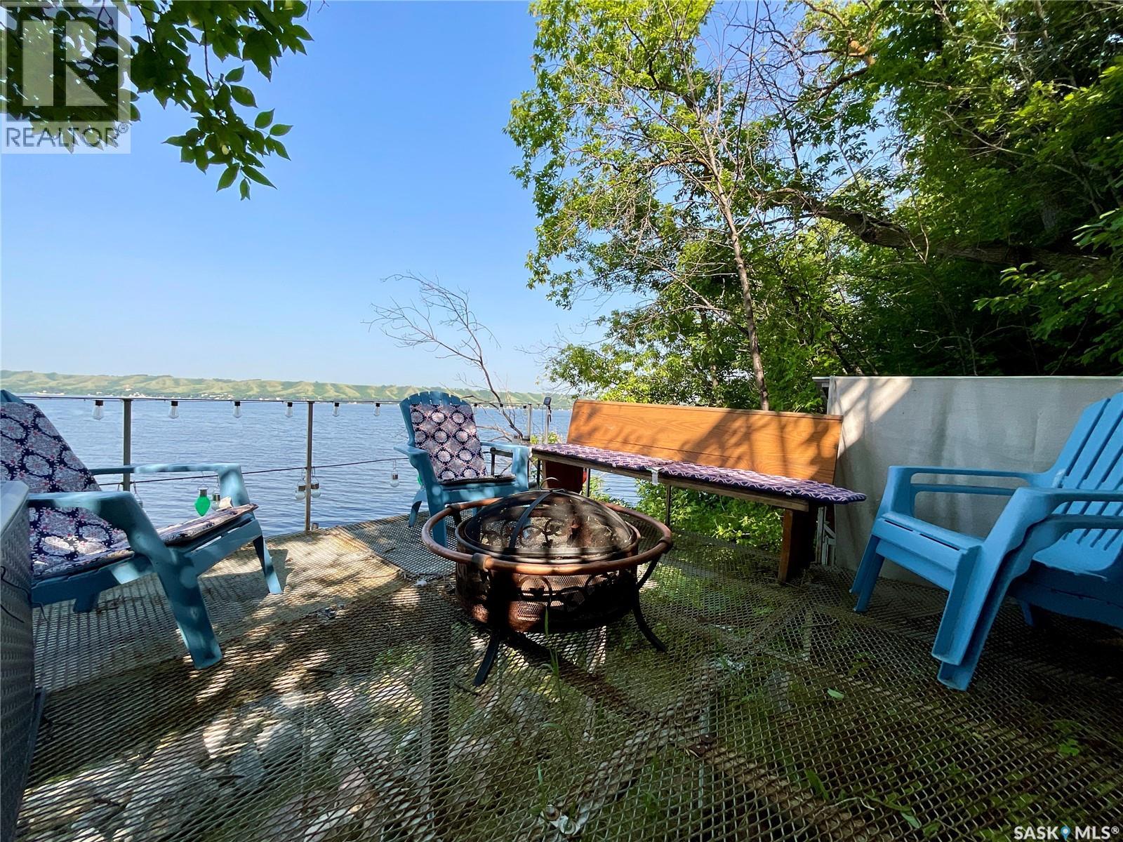 211 Osment AVENUE - 33