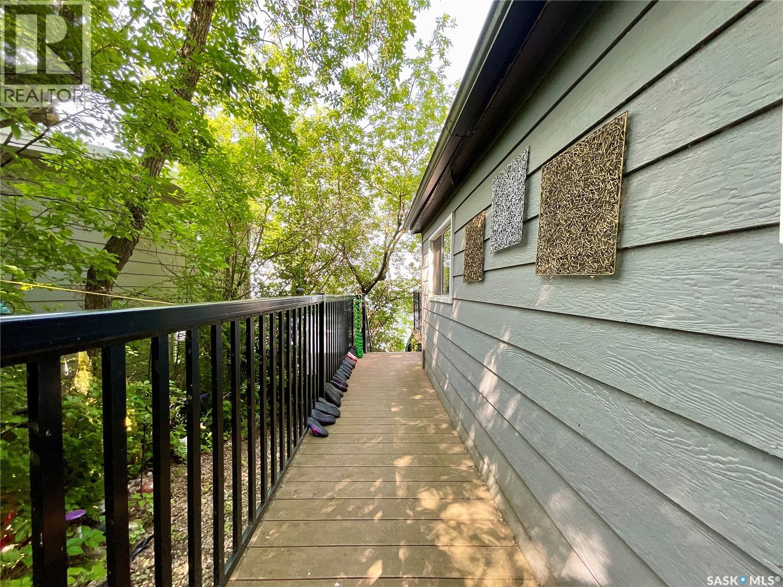 211 Osment AVENUE - 4