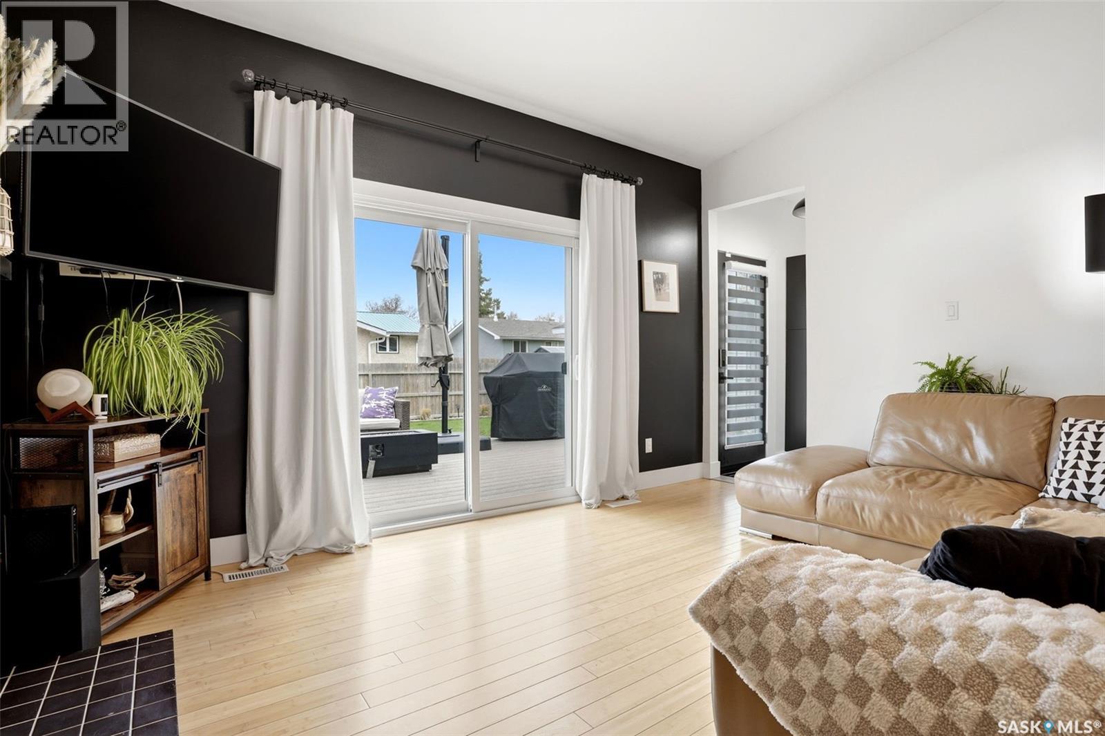 118 Mackenzie CRESCENT - 5
