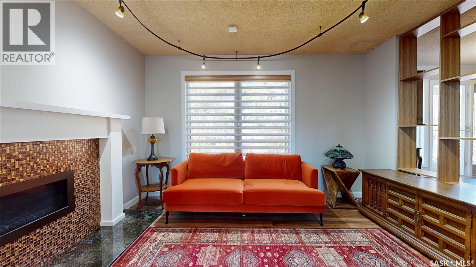 7527 Butler BAY - Image 3