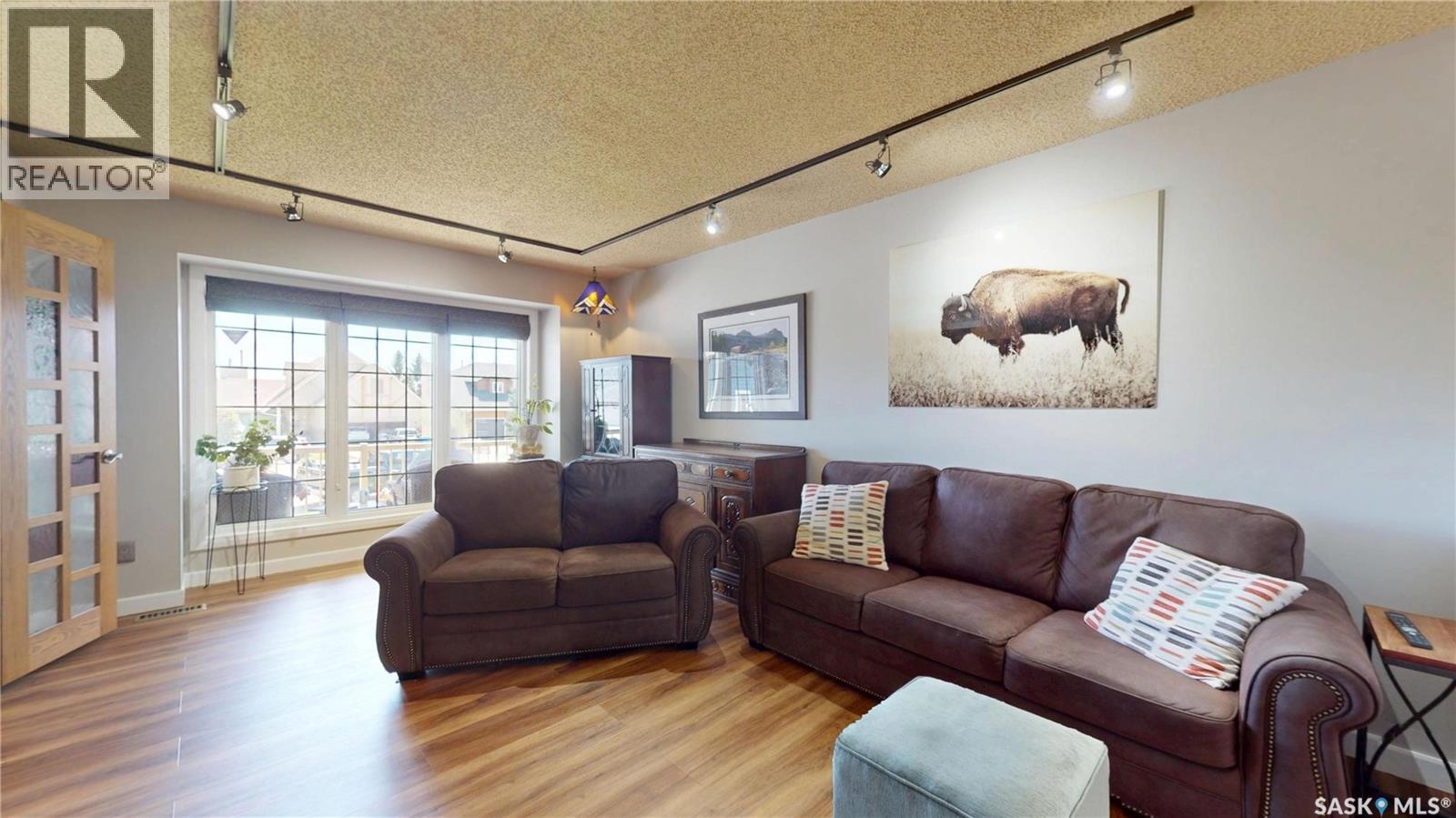 7527 Butler BAY - 9