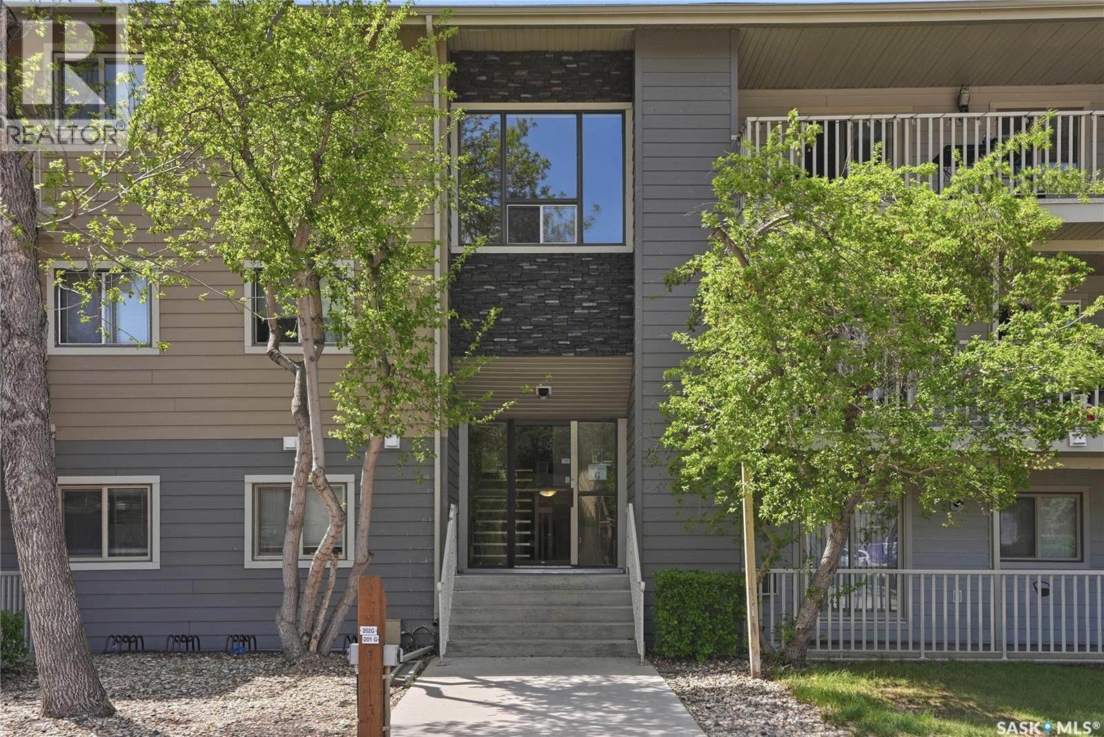 #307G 1121 McKercher DRIVE - 1