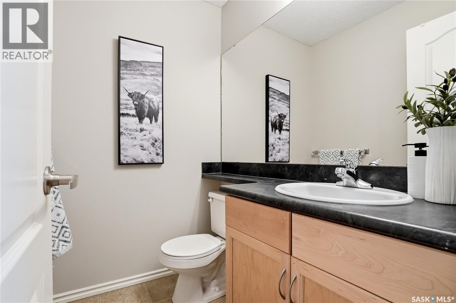#307G 1121 McKercher DRIVE - 18