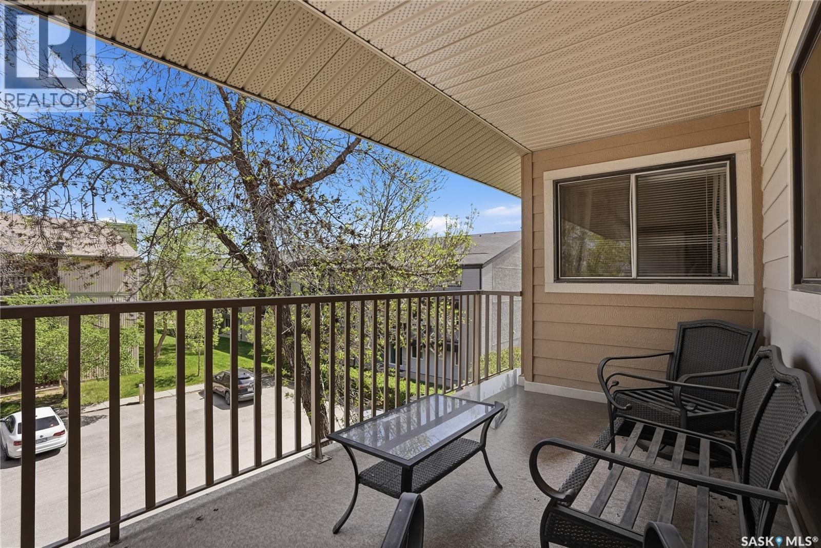 #307G 1121 McKercher DRIVE - 27