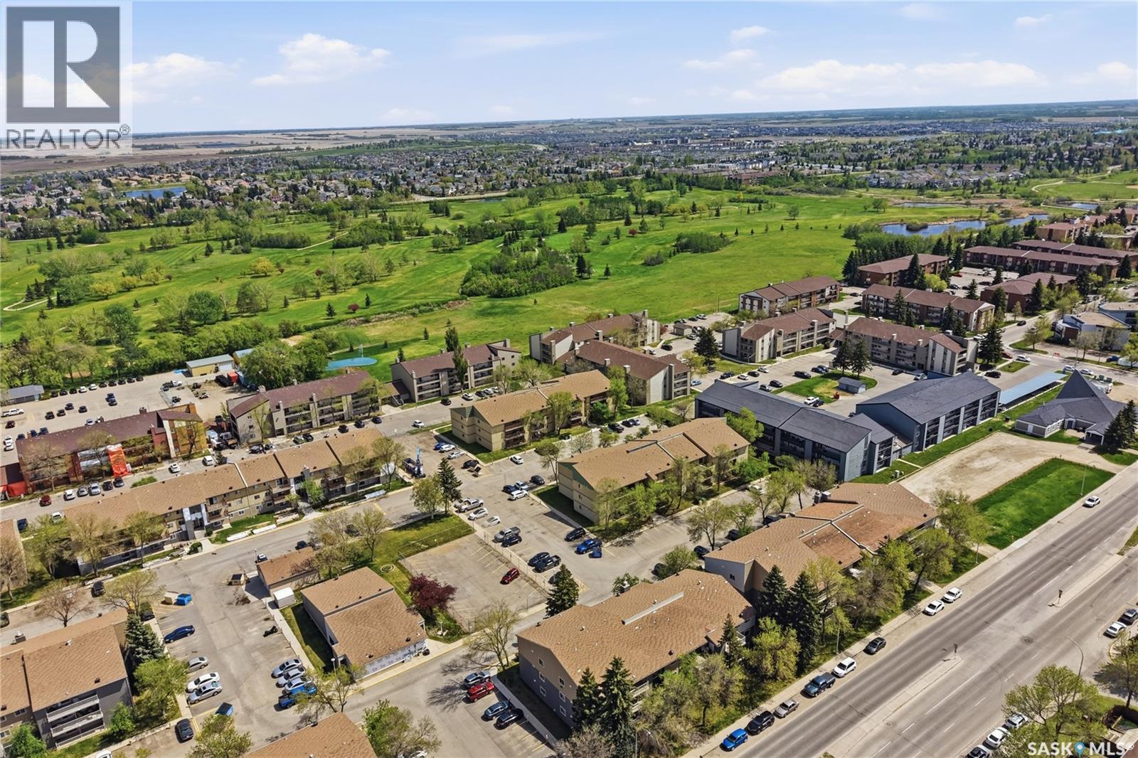 #307G 1121 McKercher DRIVE - 32